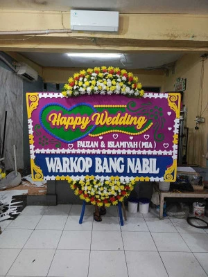 Papan Bunga di Unilever Building Bsd
